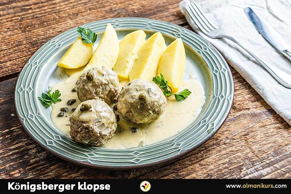 غذاهای آلمانی Konigsberger klopse